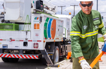 Neoenergia realiza mais de 250 obras para melhorias na rede elétrica de Salvador