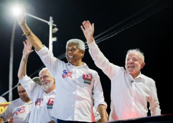 Caminhada pró-Lula em Salvador terá presença de Jerônimo, Wagner e Rui
