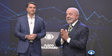 Quaest: Flávio Bolsonaro supera Lula em rejeição a quatro dias do segundo turno